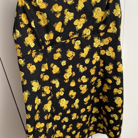 For love and lemons dress - Picture 5 of 10